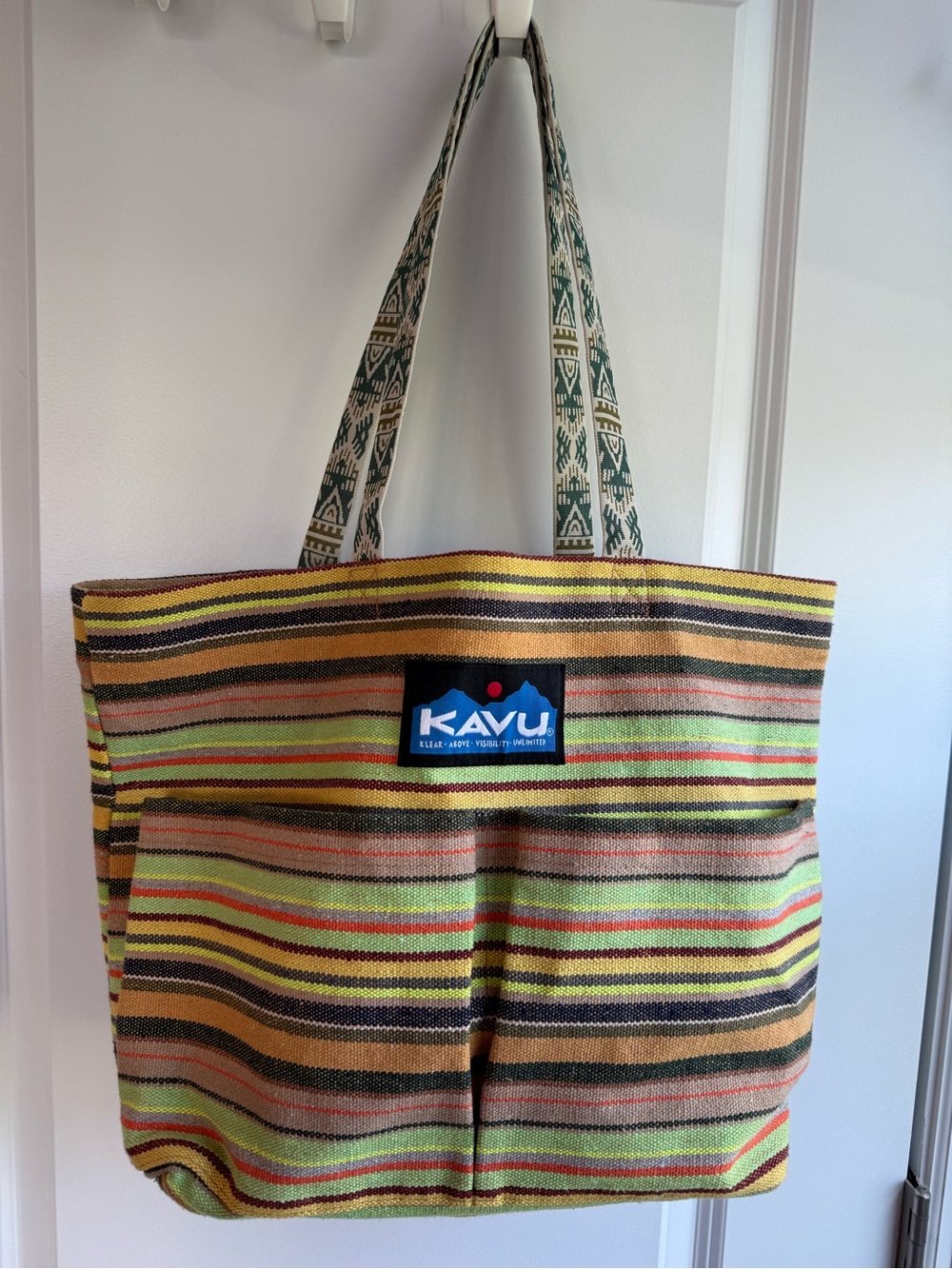 KAVU UO Exclusive Twin Stripe Tote Bag Beach Outdoors Summer Colorful Pockets